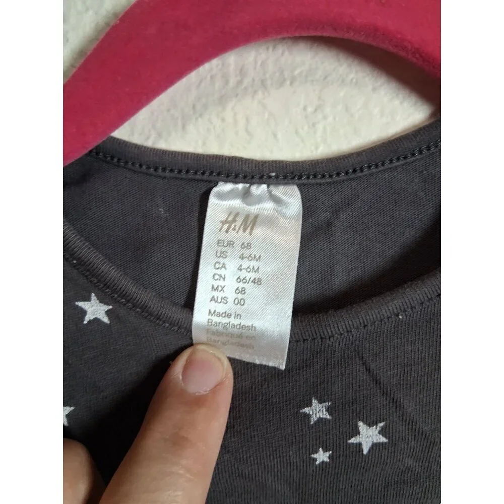 H&M Long Sleeve T-Shirt Winnie the Pooh Piglet Baby Girls Size 4-6 Months Gray